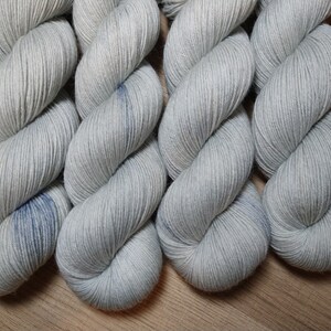 STRATUS Handdyed Tonal Yarn, Light Gray, Fingering/Sock Weight, 75/25 Merino Wool & Nylon image 4