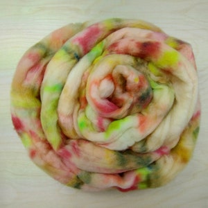 HAND DYED ROVING - 100% Merino Wool 4 oz - 0012