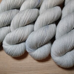 STRATUS Handdyed Tonal Yarn, Light Gray, Fingering/Sock Weight, 75/25 Merino Wool & Nylon image 7