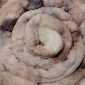 HAND DYED ROVING - 100% Merino Wool 4 oz - 0001