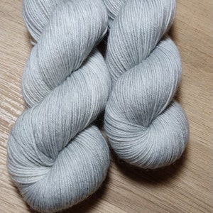 STRATUS Handdyed Tonal Yarn, Light Gray, Fingering/Sock Weight, 75/25 Merino Wool & Nylon image 8