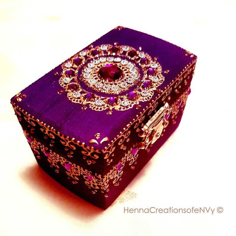 Twilight  Purple Mandala Ring Box with intricate Morrocan Henna Design /& Matching Gem Stones