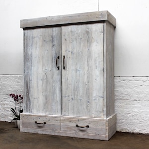 Jenna Reclaimed White Washed Scaffolding Board Wardrobe with Vintage Brass Handles - Bespoke Urban Furniture by www.urbangrain.co.uk