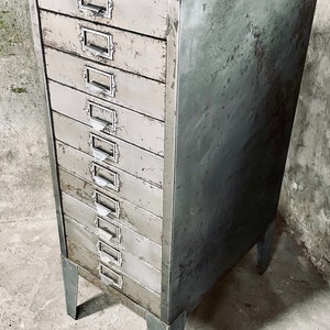 Reclaimed Vintage Urban Industrial 1950s Stripped Steel 10 Drawer Filing Cabinet with steel subject holder handles www.urbangrain.co.uk image 4