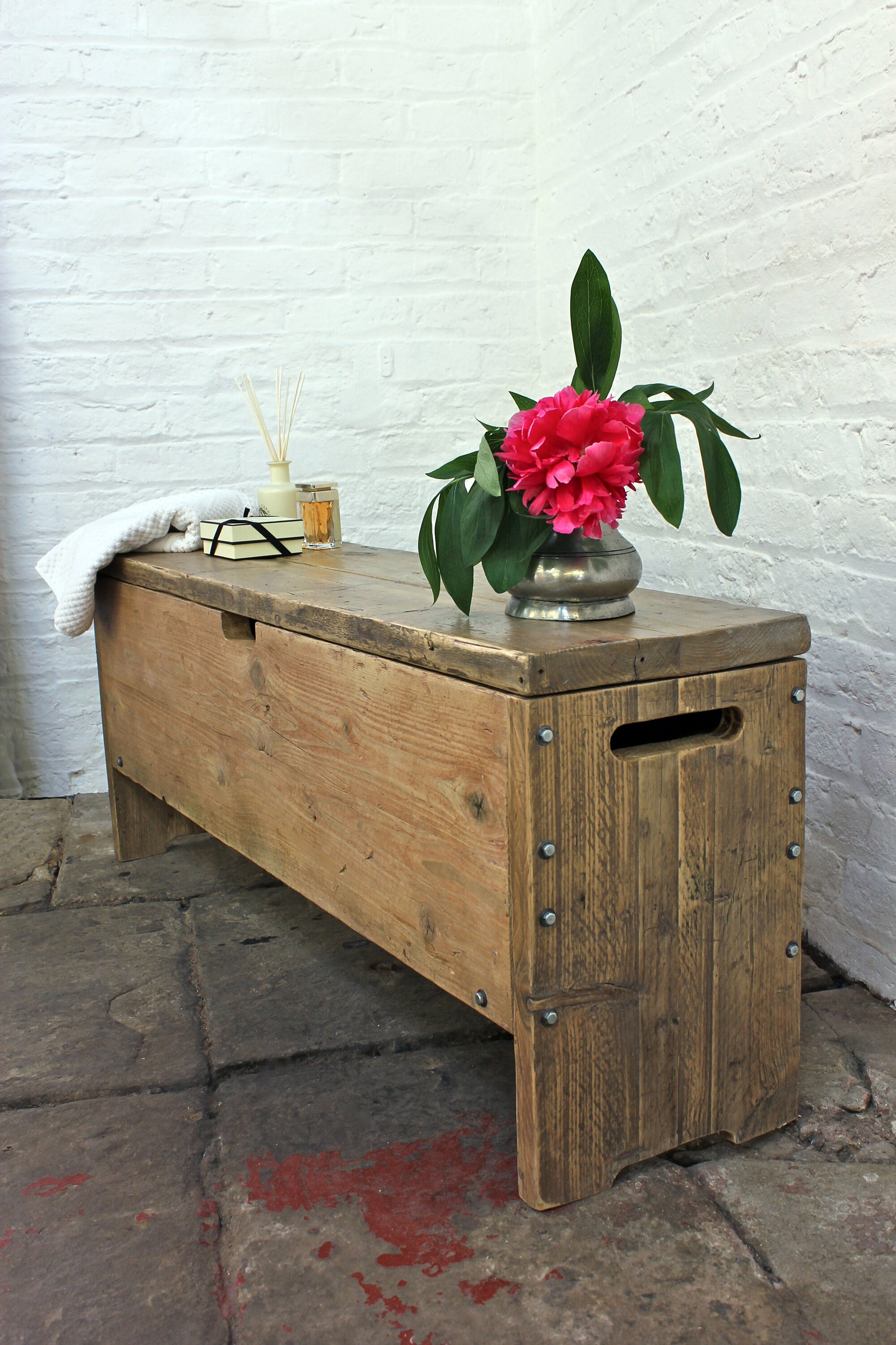 Furniture made from scaffold boards deals