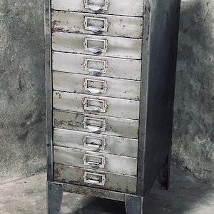 Reclaimed Vintage Urban Industrial 1950s Stripped Steel 10 Drawer Filing Cabinet with steel subject holder handles www.urbangrain.co.uk image 7