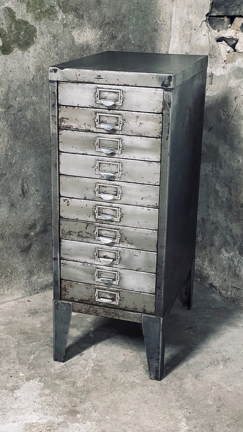 Reclaimed Vintage Urban Industrial 1950s Stripped Steel 10 Drawer Filing Cabinet with steel subject holder handles www.urbangrain.co.uk image 7