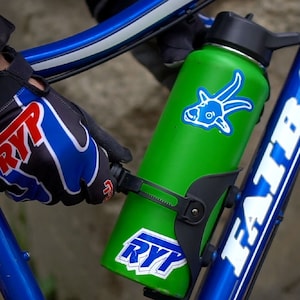 Bike double water bottle holder shop