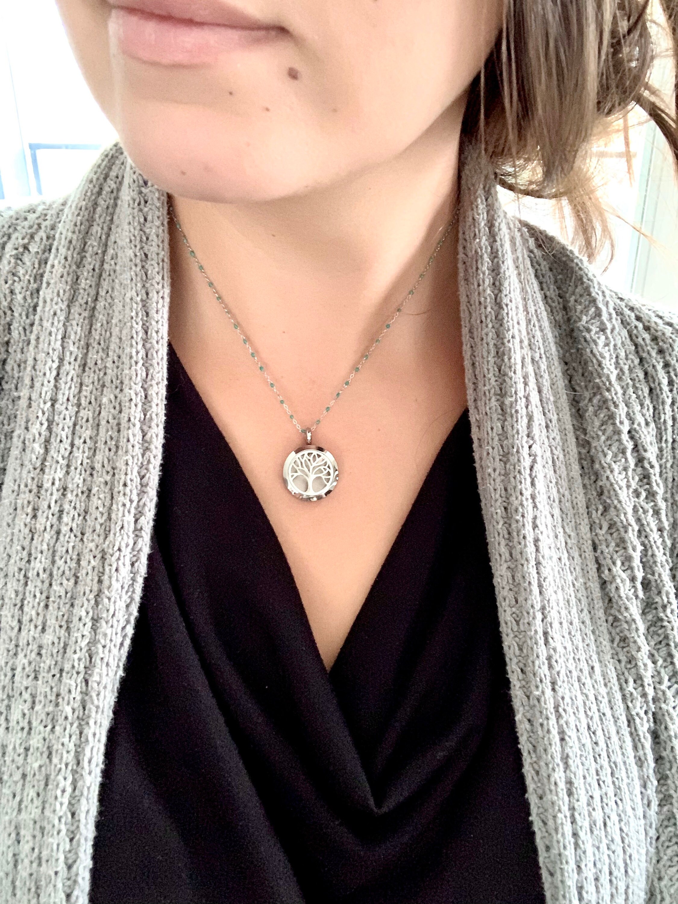 Stainless Steel Aromatherapy Locket Essential Oil Necklace