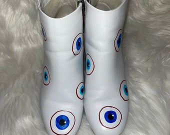Custom Eye Booties