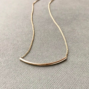 Gold Fill Noodle Necklace, Minimal Gold Tube Necklace, Simple Gold Layering Necklace, Sliding Curved Bar on Delicate Gold Chain, Hollow Tube