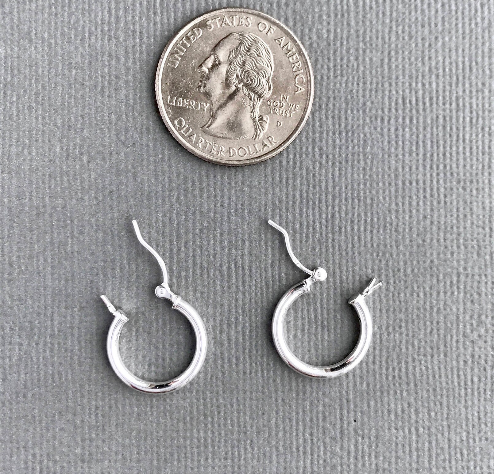 15mm Dome Hoop Earrings In Sterling Silver - Foto 6