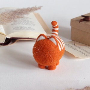 Ginger tabby cat, needle felted animals sculpture, cat lover gift, cute desk accessories image 1