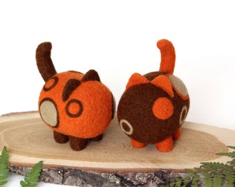 Two needle felted ginger cats, autumn decorations, fall home decor, cat lover gift, wool animals, cute desk accessories