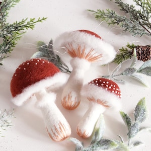 Mushroom ornaments, needle felted figurine, set of mushrooms, Christmas tree ornaments, woodland art, Christmas gift Brown