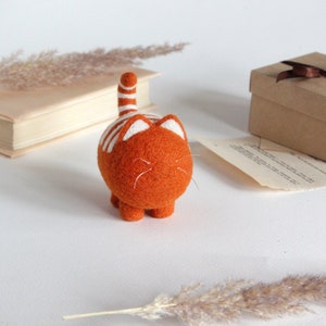 Ginger tabby cat, needle felted animals sculpture, cat lover gift, cute desk accessories image 10