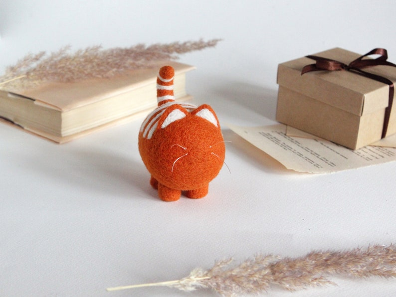 Ginger tabby cat, needle felted animals sculpture, cat lover gift, cute desk accessories image 10