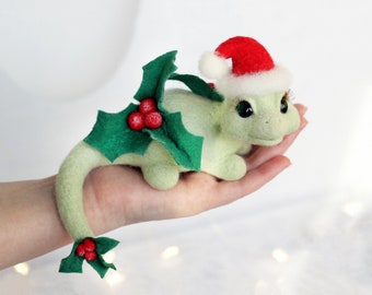 Cute dragon figurine, Christmas dragon gift, needle felted dragon, Christmas home decor