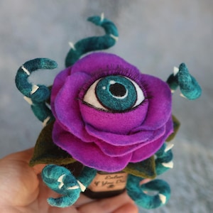 Witch garden plant, needle felted magical eyeball flower, mystical home decor, Monster Plant, gothic gifts