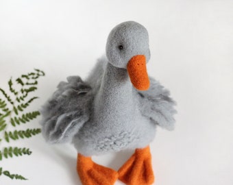 Gray needle felted Sebastopol goose, rustic Easter decorations, farmhouse decor, goose figurine, gift for bird lover