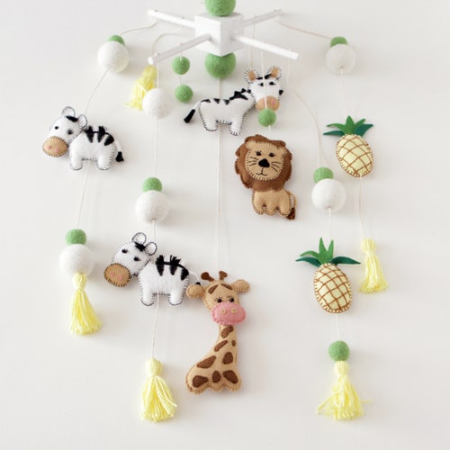 Felt baby mobile, animal jungle nursery shops decor, safari mobile, gender neutral pregnancy gift, crib mobile, baby shower gift, zoo nursery