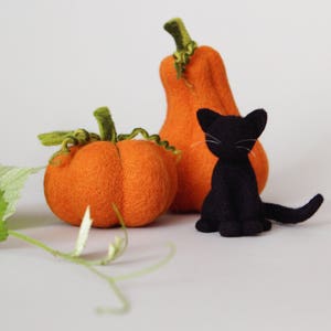 Spooky Halloween decoration, needle felted pumpkins and black cats, halloween gift, Thanksgiving decor image 7