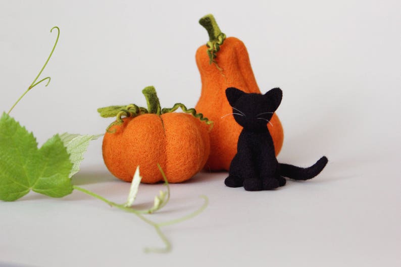 Spooky Halloween decoration, needle felted pumpkins and black cats, halloween gift, Thanksgiving decor image 7