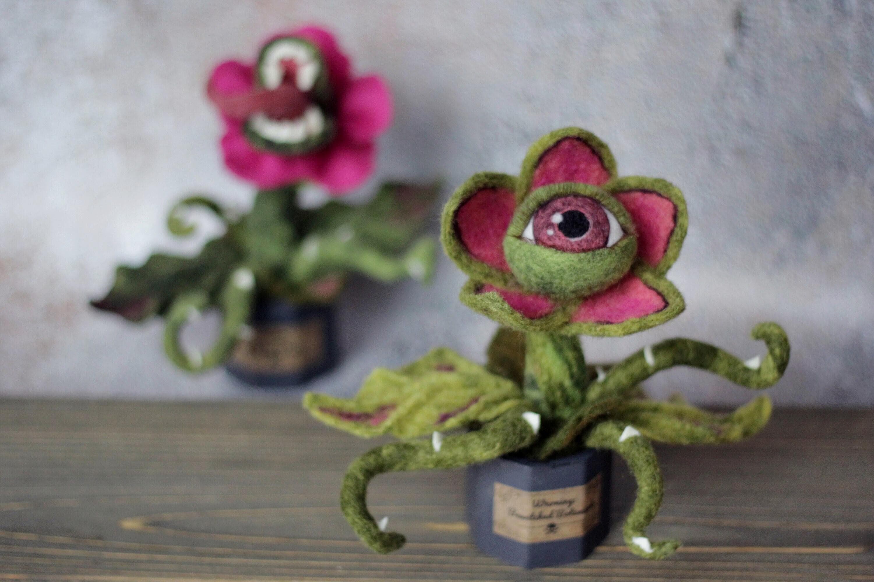 アクセサリー plants@painter Needle Felted Eyeball Plant: Carnivorous Monster Plant, Goth