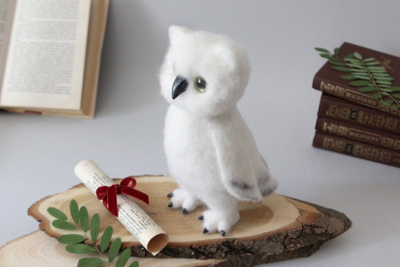 Polar owl, needle felted snowy owl collectible sculpture, realistic animal figurine, christmas gift, home office decor image 1