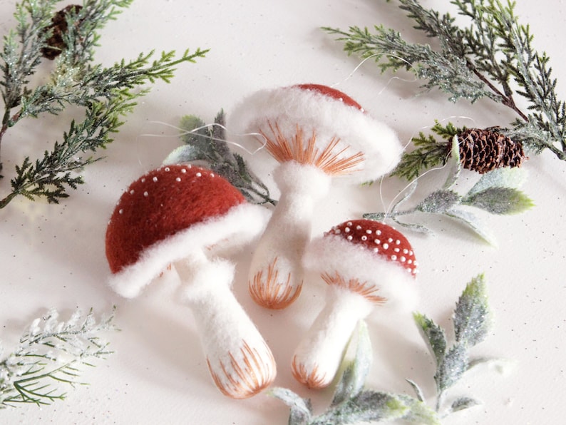 Mushroom ornaments, needle felted figurine, set of mushrooms, Christmas tree ornaments, woodland art, Christmas gift Brown