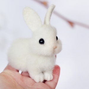 Realistic White Beige Bunny, cute Easter gift, needle felted bunny miniature, rabbit lovers gifts