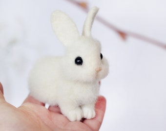 Realistic White Beige Bunny, cute Easter gift, needle felted bunny miniature, rabbit lovers gifts