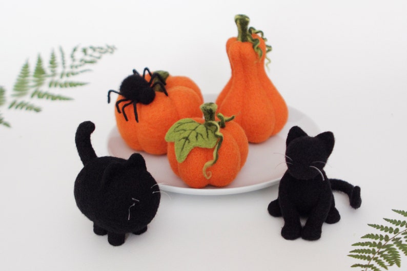 Spooky Halloween decoration, needle felted pumpkins and black cats, halloween gift, Thanksgiving decor image 1