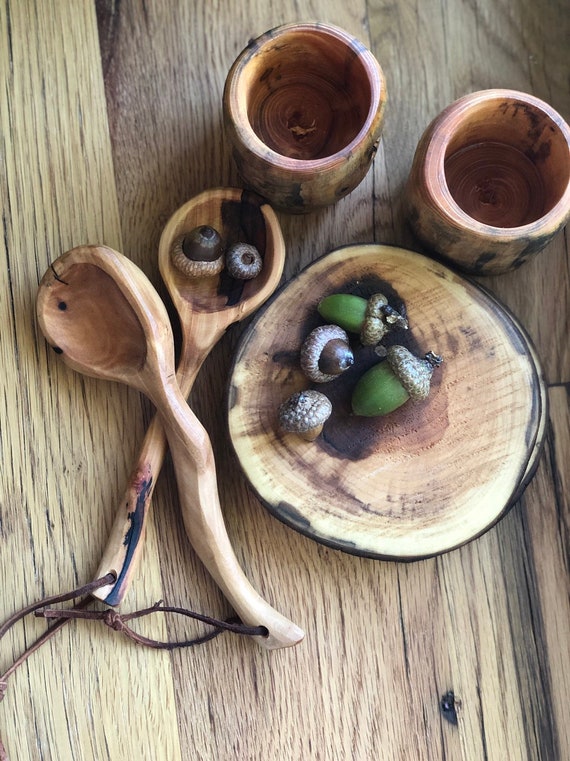 wooden play plates