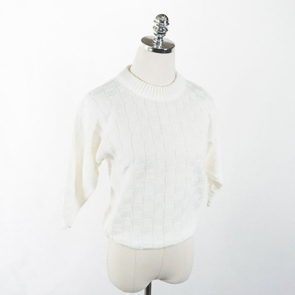 Vintage Hot Cashews Knit White Woven Checkered Pattern Sweater X-Small Acrylic Made in U.S.A. Blank Plain Solid