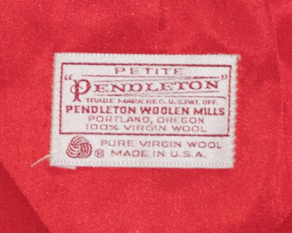 Vintage Pendleton Petite Fitted Solid Cherry True… - image 4