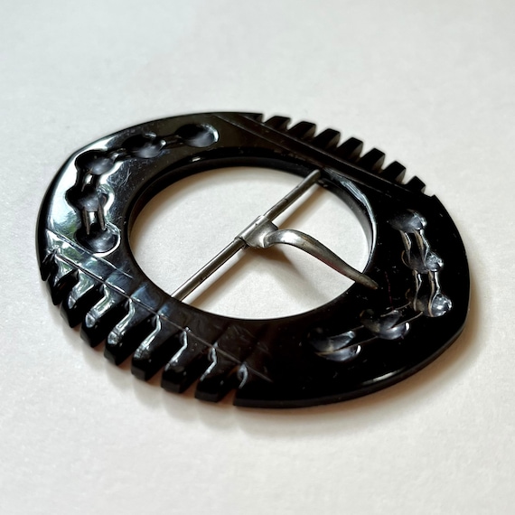 VTG BAKELITE Black Deep Carved Belt Buckle Vintage Black Carved Bakelite Clamper Bracelet – Poppy main image 4