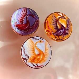 Vintage Swan Glass Button. Hand Painted. 3 Colours.