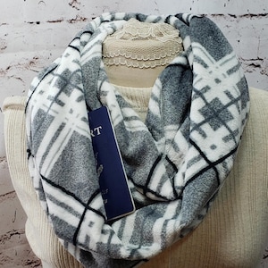 Infinity Scarf with Pocket, Plaid scarf, Tartan Pocket scarf, Minky Pocket Scarf, Black, Grey and White Scarf, Hidden pocket infinity scarf