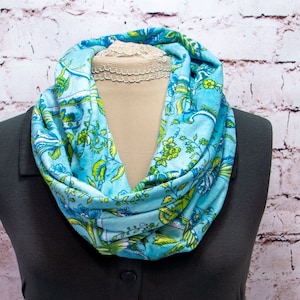 Infinity Scarf with Pocket, Minky Pocket Scarf, Hidden pocket scarf, Infinity Scarf