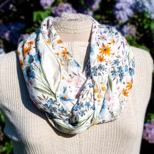 Infinity Scarf with Pocket, Silky Scarf, Summer Scarf, Hidden Pocket Scarf, Infinity Scarf, Lightweight Scarf, Flower Garden Scarf