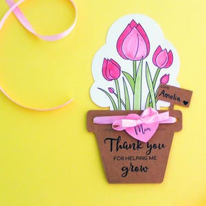 Farbe in der Mutter-Tageskarte Tulpe Mutter-Tageskarte druckbare Danke für das Helfen, mir zu wachsen Kinder-Mutter-Tageskarte Färbungskarte Farbe mich in der Karte