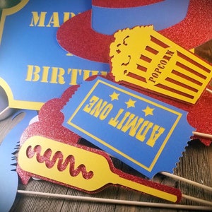 circus themed party, circus photo booth props, circus party, circus birthday, carnival theme party, first birthday party, birthday party afbeelding 1