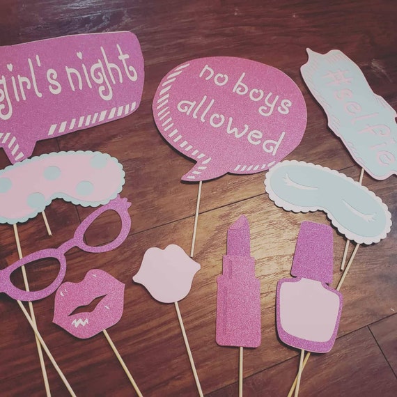 Girls on sale night decorations