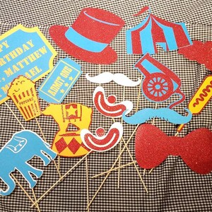 circus themed party, circus photo booth props, circus party, circus birthday, carnival theme party, first birthday party, birthday party afbeelding 4