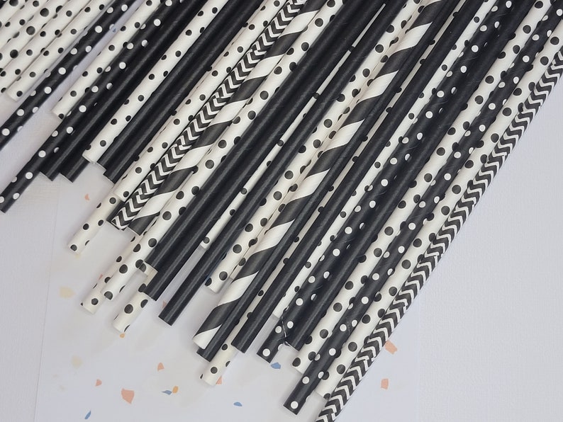 Halloween party décor, Michael Myers horror party decorations, killer birthday party, paper straws, Halloween party decorations. image 8