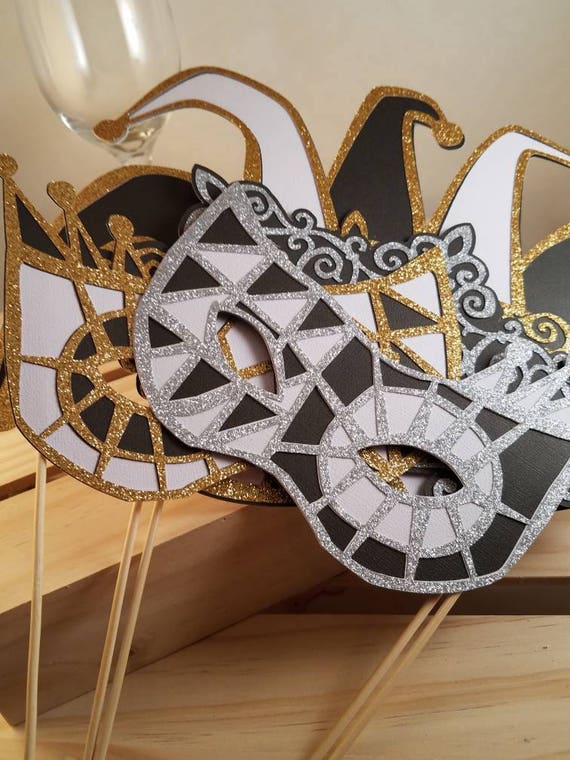 Masquerade Mask, New Years Eve Decorations, Mardi Gras Mask, 40th Birthday  Decorations, 60th Birthday, Mardi Gras Decorations, Photo Props 