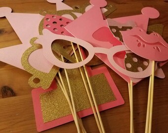First birthday photo booth props, princesses party decorations, pink and gold party, party ideas for girls,