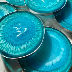 Reversible Round Coasters Agate-Inspired