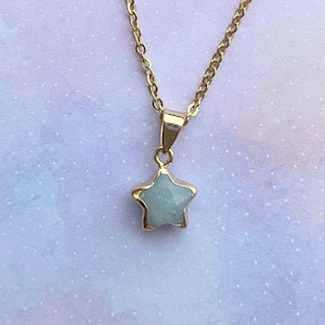 Tiny Aventurine gold star pendant necklace.